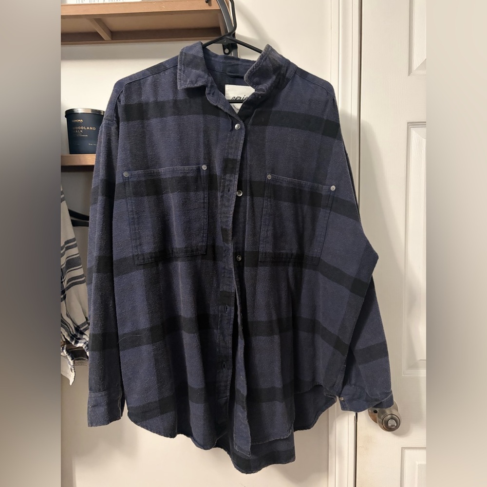 Aerie Navy and Black Plaid Overized Flannel